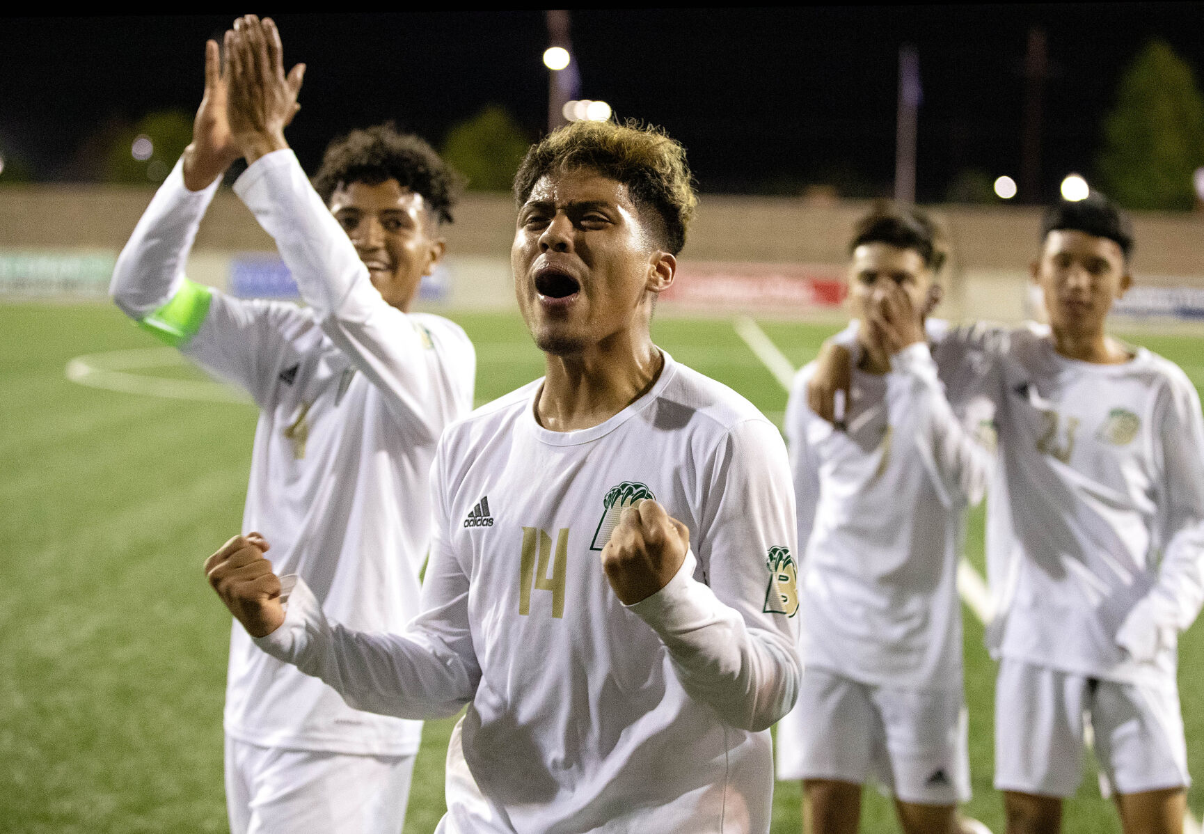 051122-owh-spo-statesoccer-em16.jpg